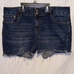 Maurices cut off jean shorts